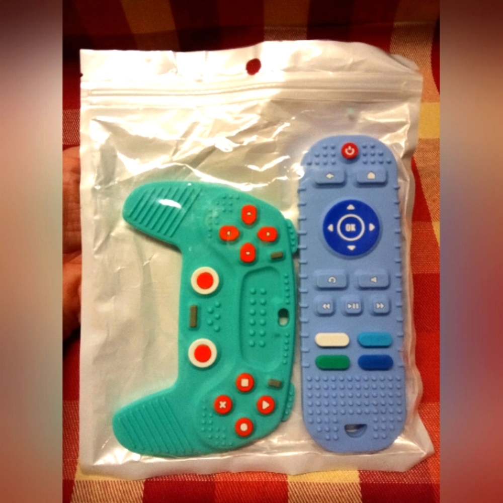 Baby Teether Toys Remote And Gamer Remote 6-18 Months New
